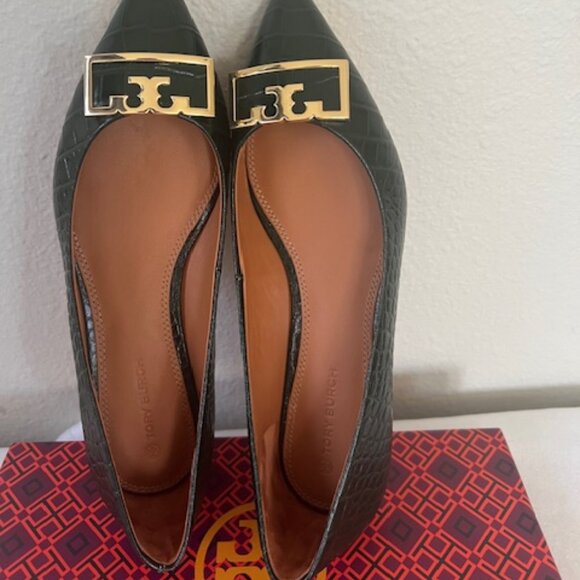 Tory Burch Women's Gigi Pointed Toe Flats - Picture 4 of 9